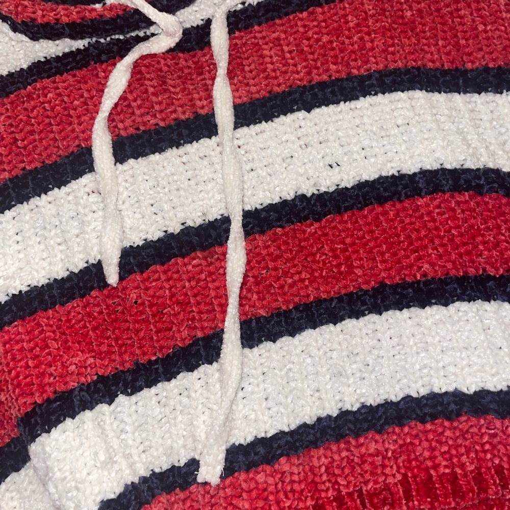 Cropped Striped Pullover - Picture 4 of 6